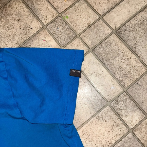 COPY - T-shirt Arc’teryx xl - Picture 5 of 7